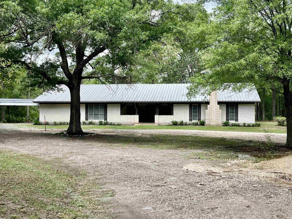 Currently Displayed Property Photo