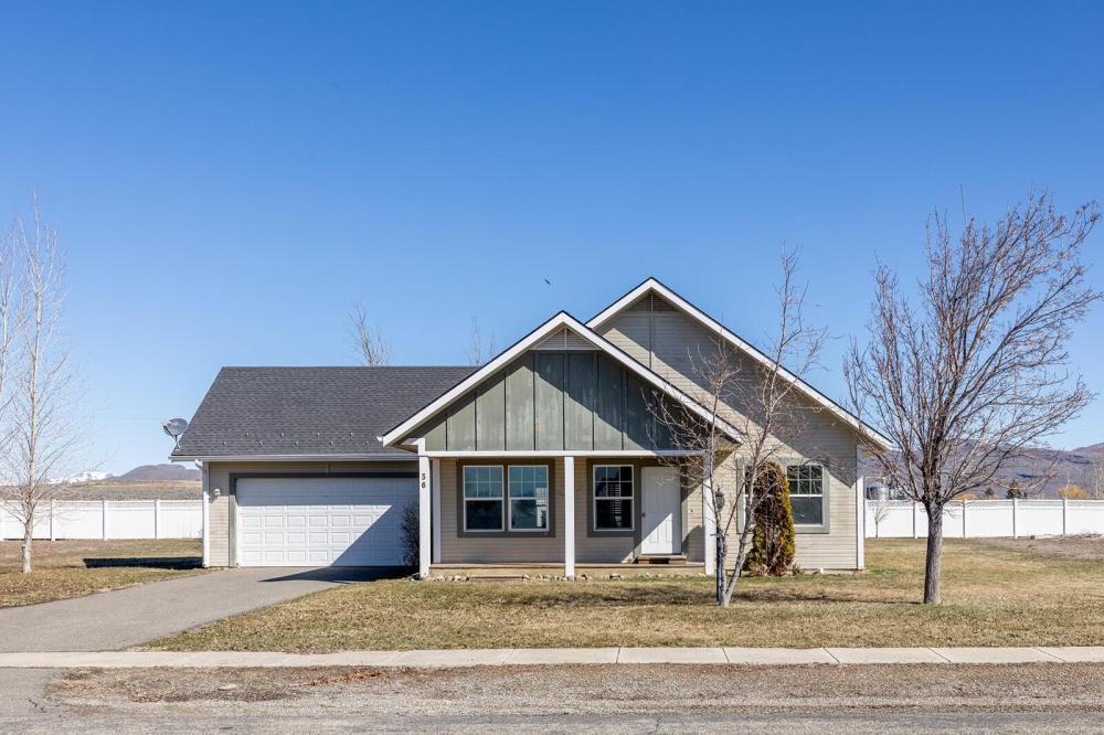Currently Displayed Property Photo