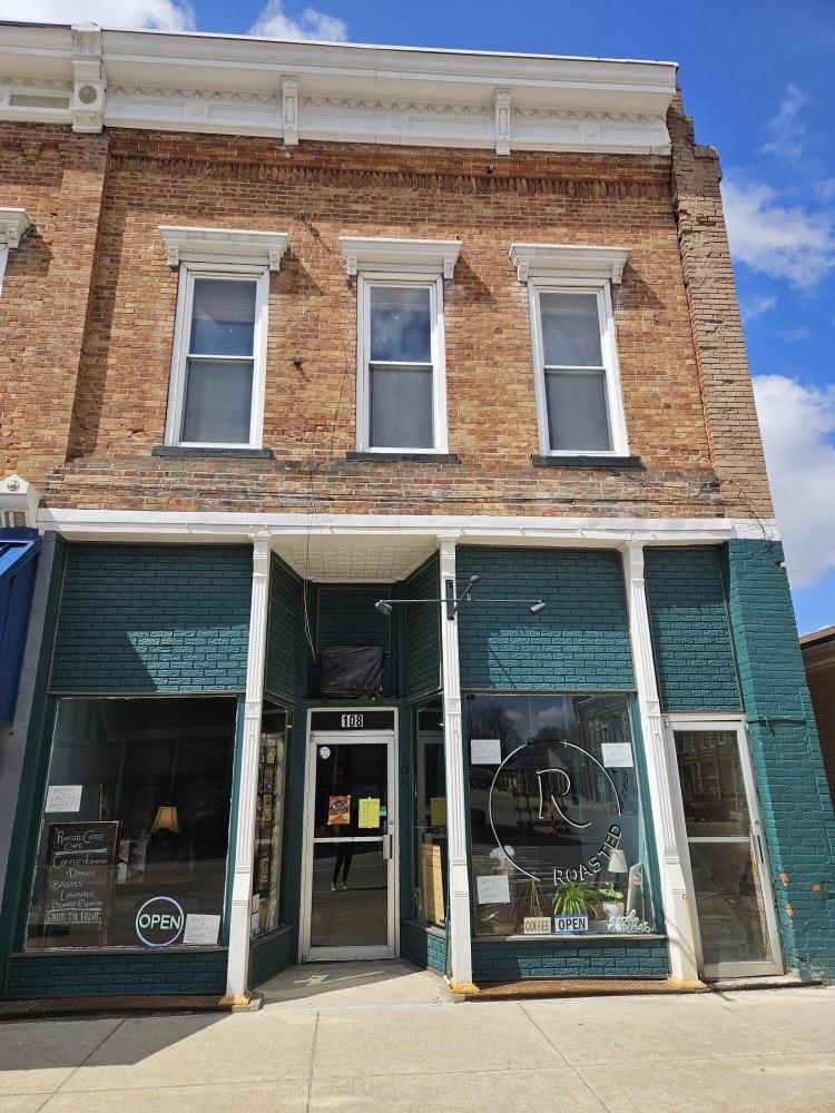 Currently Displayed Property Photo