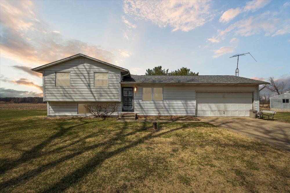 Currently Displayed Property Photo