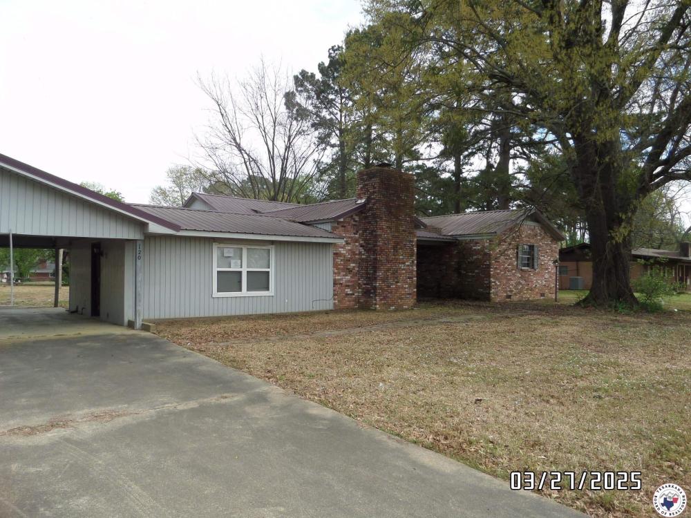 Currently Displayed Property Photo