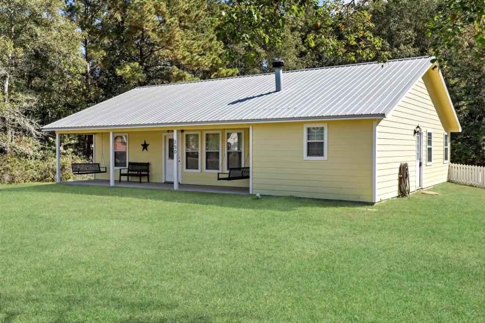 Currently Displayed Property Photo
