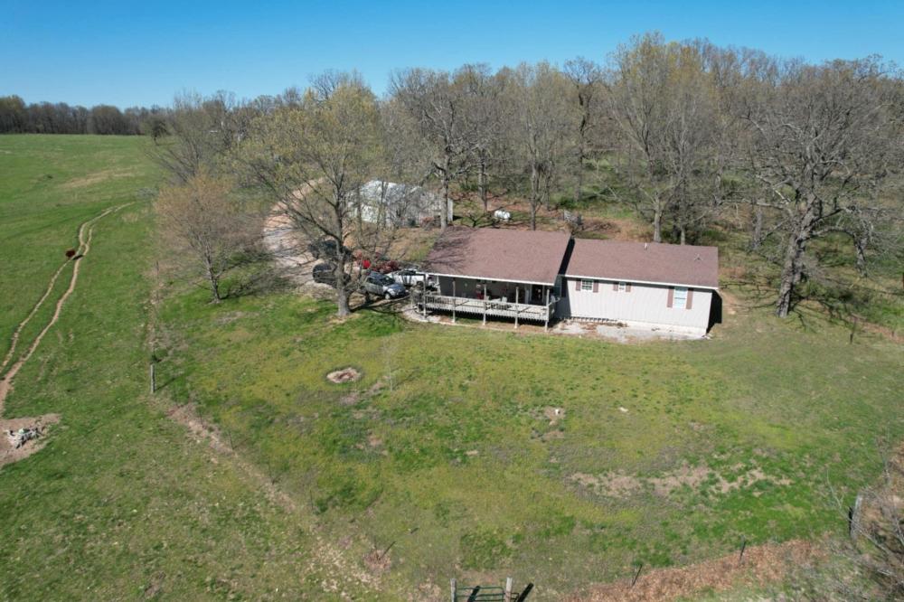 Currently Displayed Property Photo