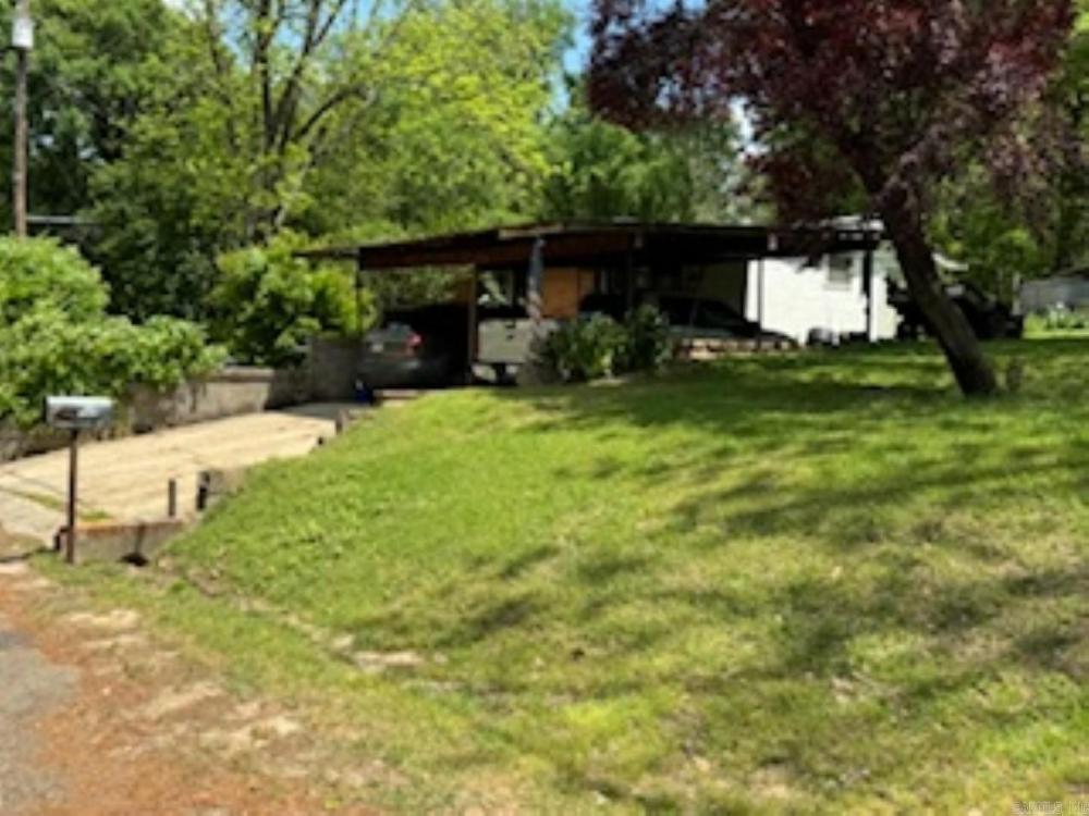 Currently Displayed Property Photo