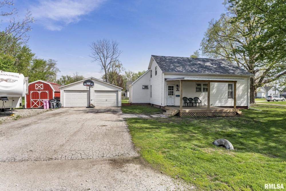 Currently Displayed Property Photo