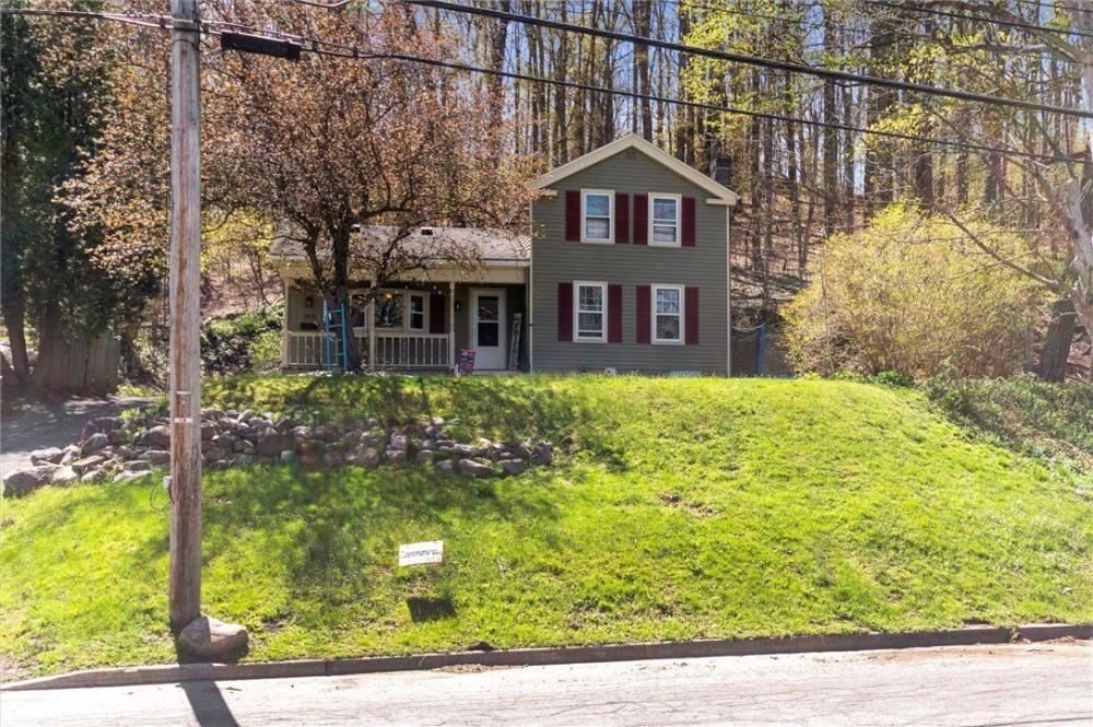 Currently Displayed Property Photo