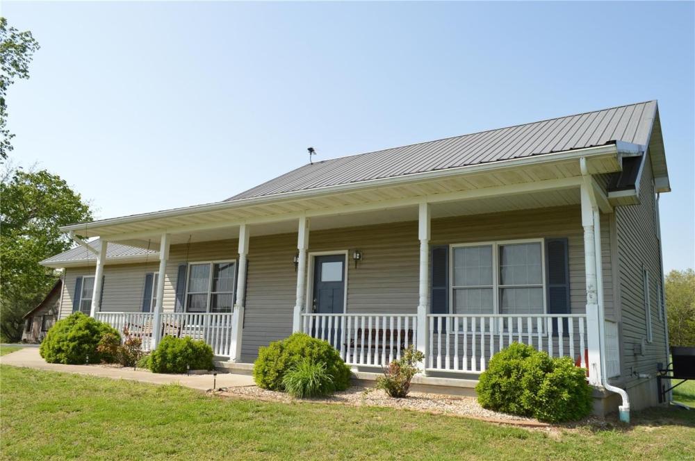 Currently Displayed Property Photo