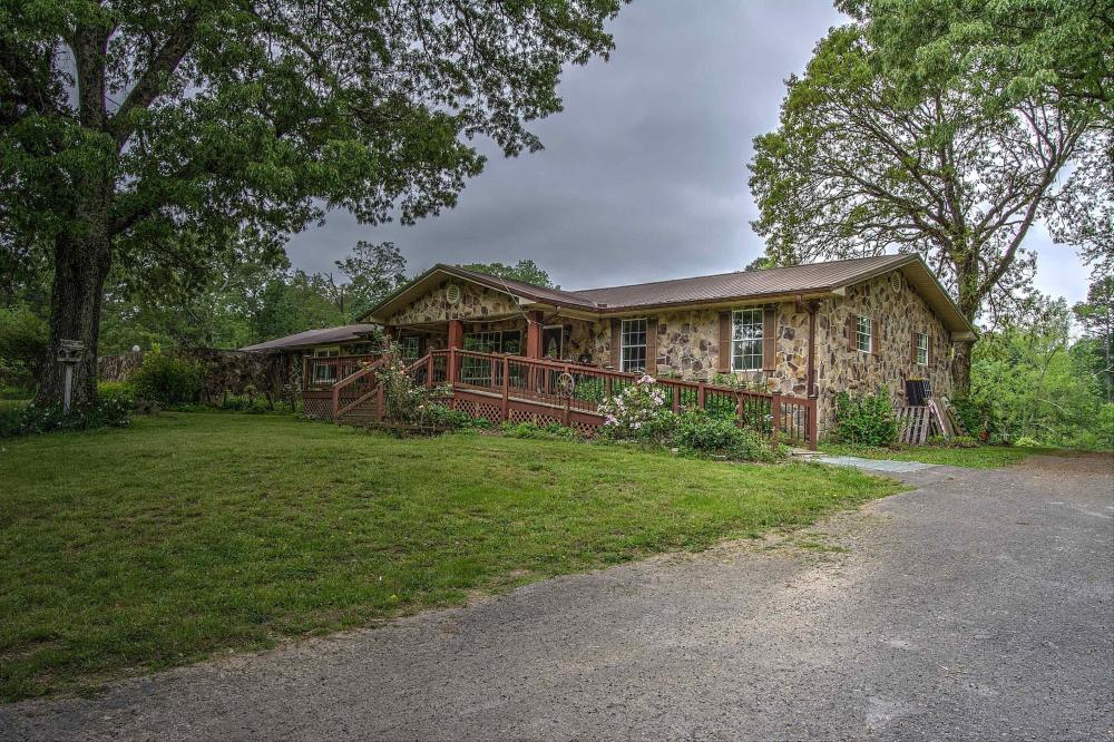 Currently Displayed Property Photo