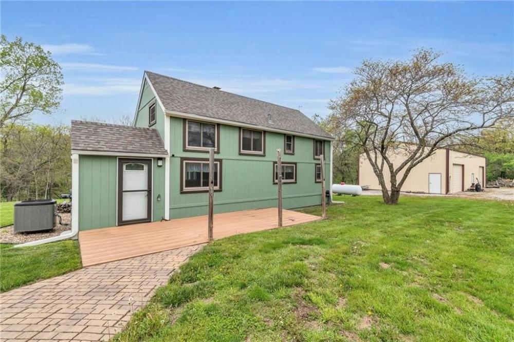 Currently Displayed Property Photo