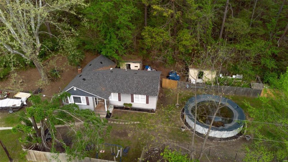Currently Displayed Property Photo
