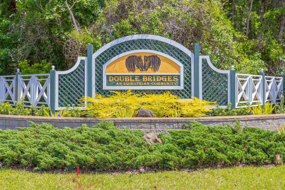 Currently Displayed Property Photo