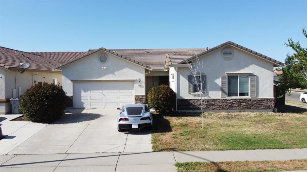 Currently Displayed Property Photo
