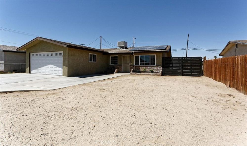 Currently Displayed Property Photo