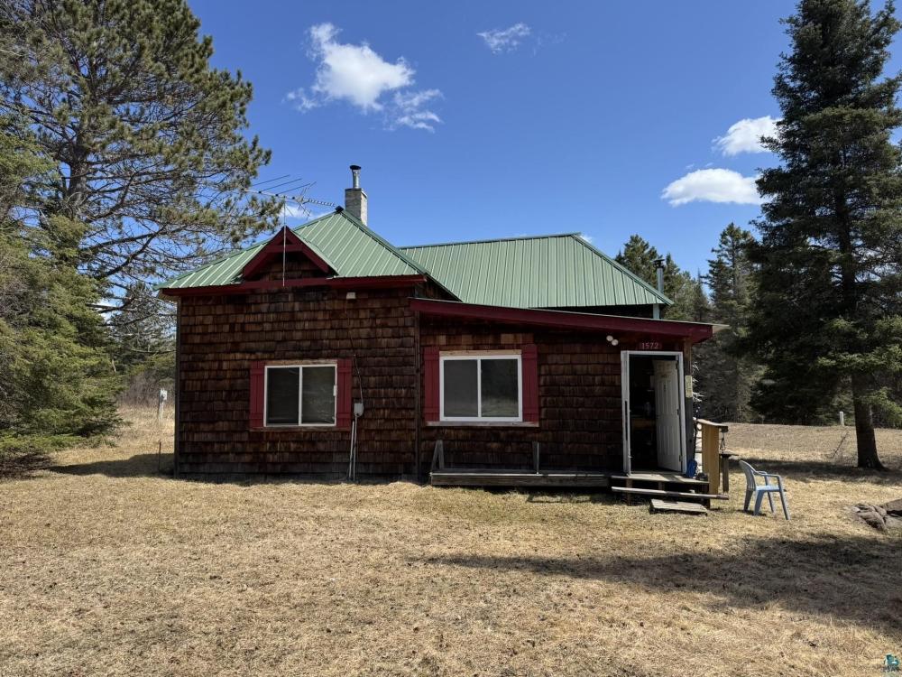 Currently Displayed Property Photo
