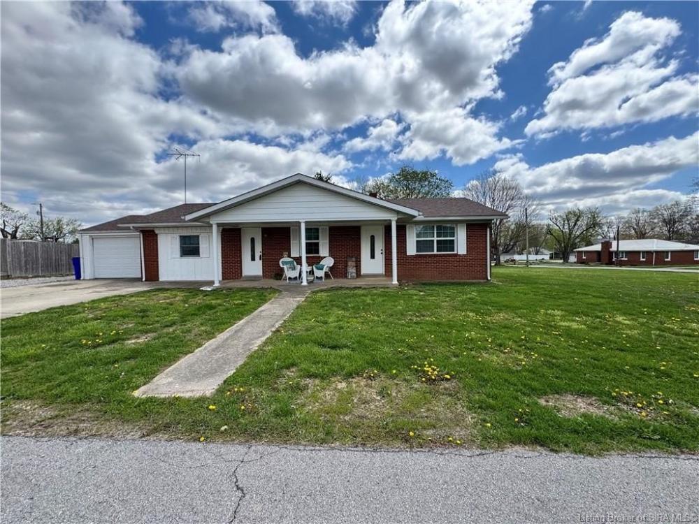 Currently Displayed Property Photo