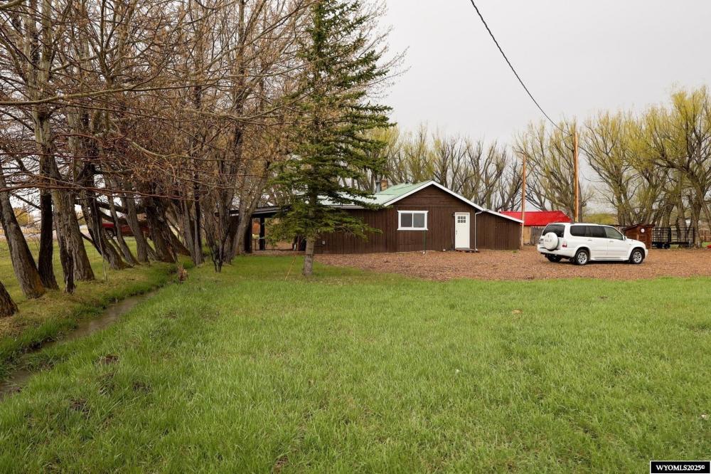 Currently Displayed Property Photo