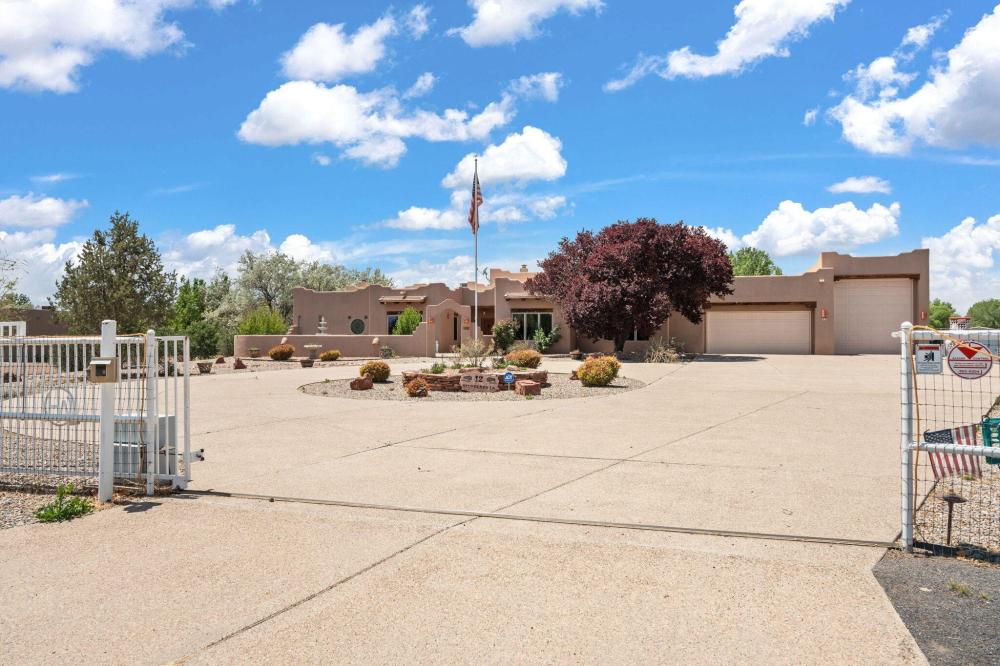 Currently Displayed Property Photo