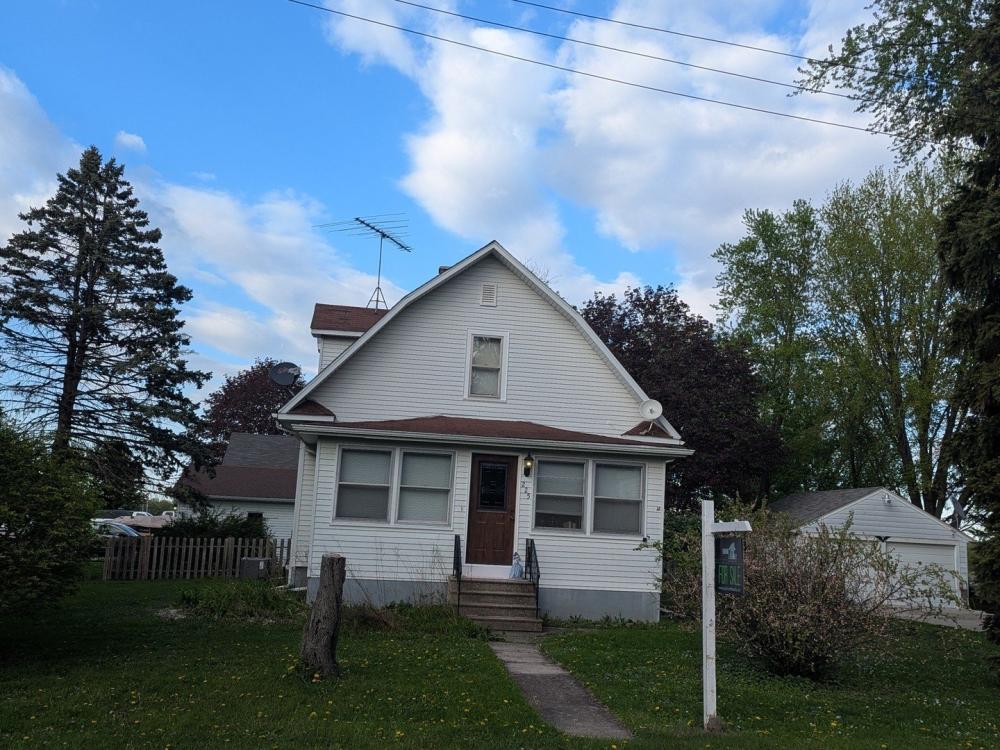 Currently Displayed Property Photo