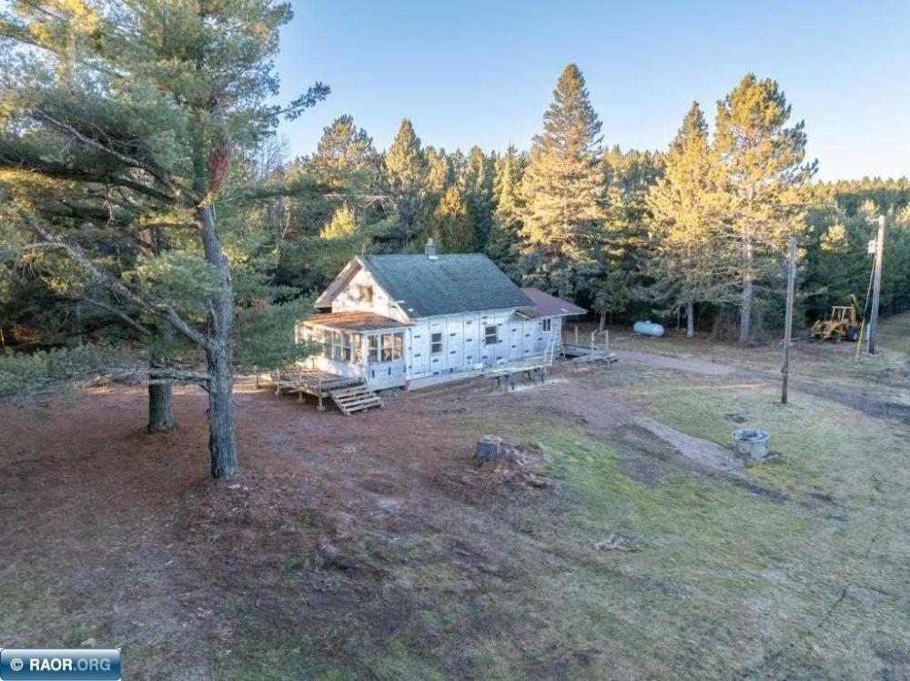 Currently Displayed Property Photo