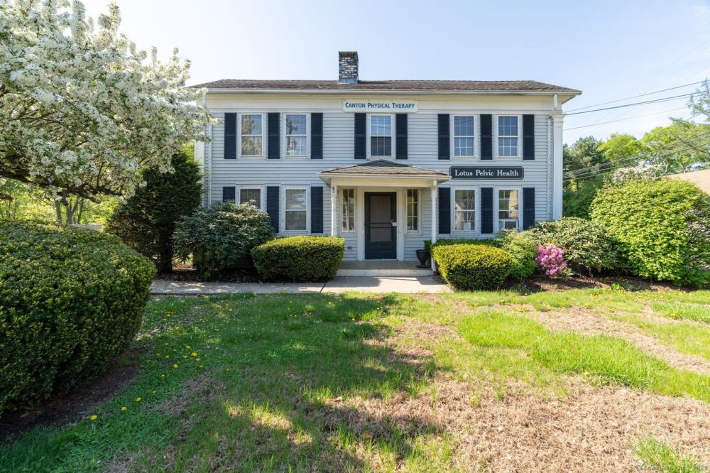 Currently Displayed Property Photo