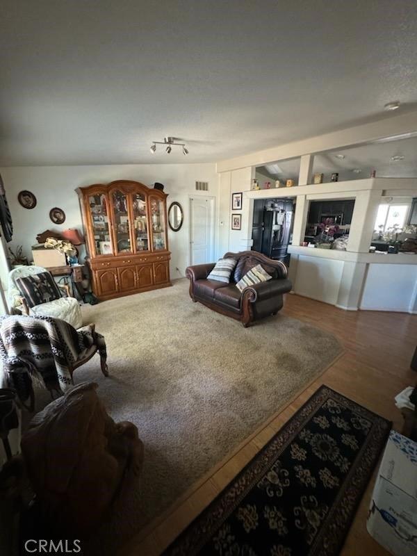 Currently Displayed Property Photo