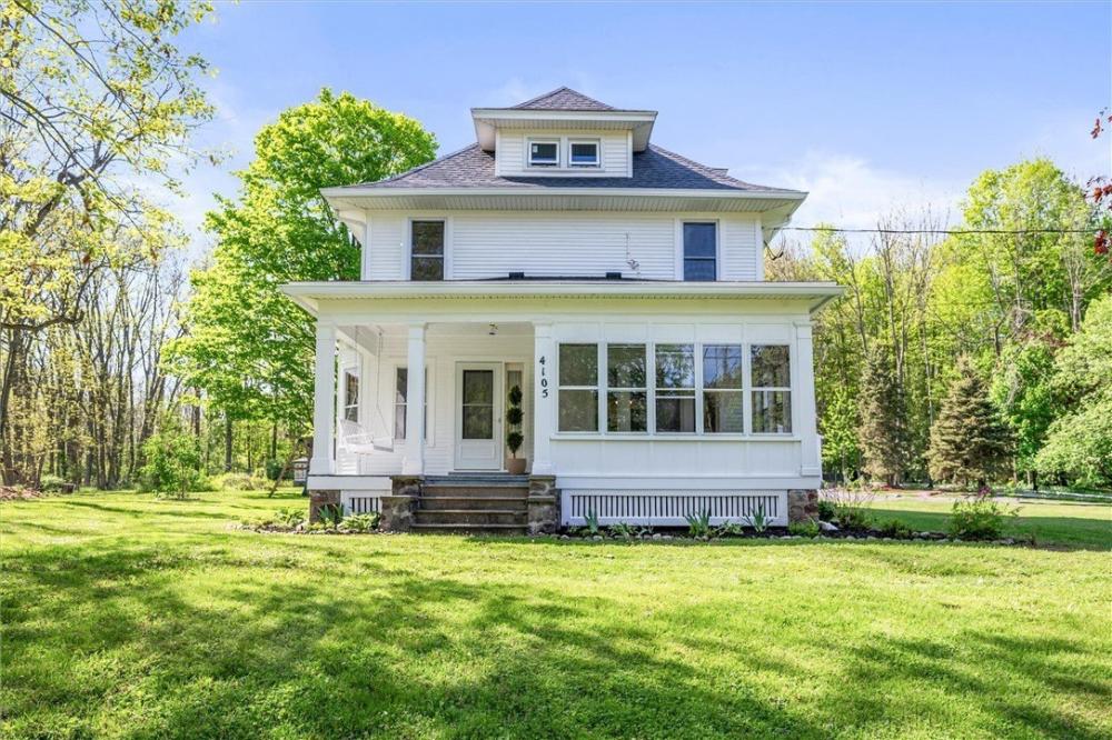 Currently Displayed Property Photo