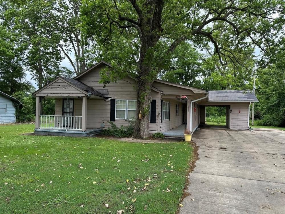 Currently Displayed Property Photo