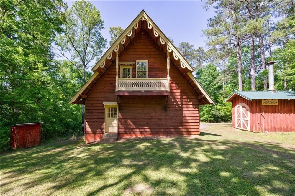 Currently Displayed Property Photo