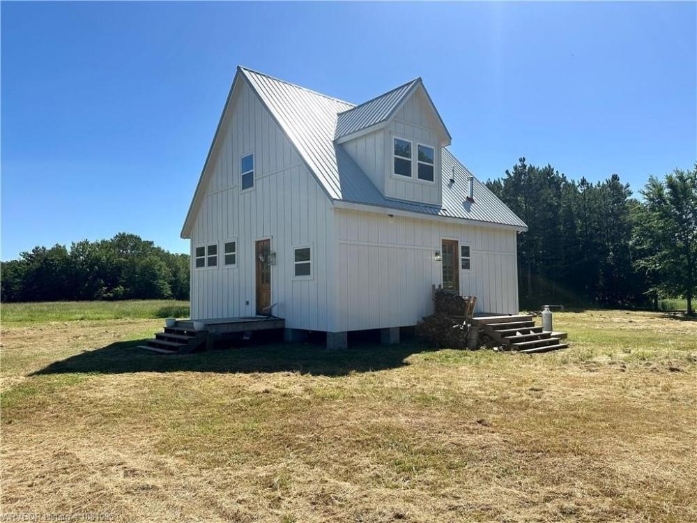 Currently Displayed Property Photo