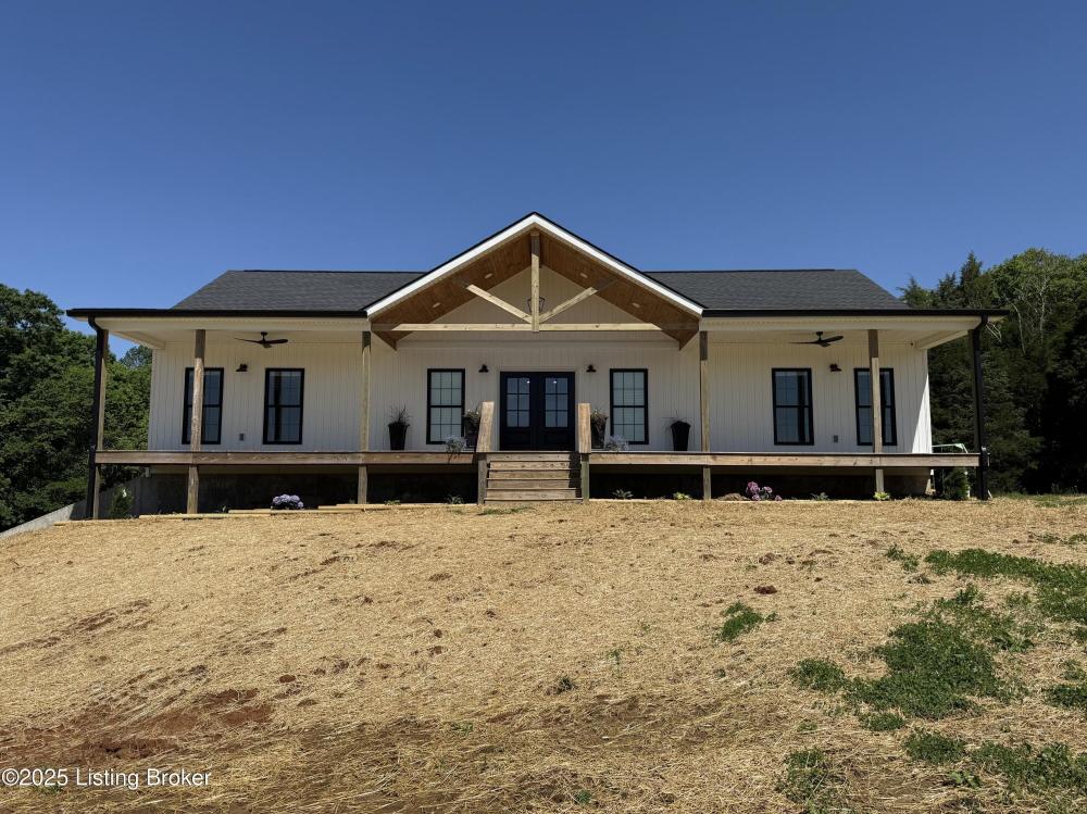 Currently Displayed Property Photo