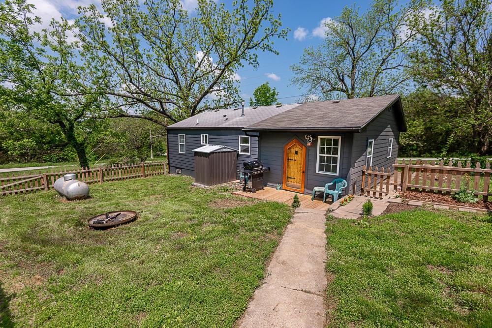 Currently Displayed Property Photo