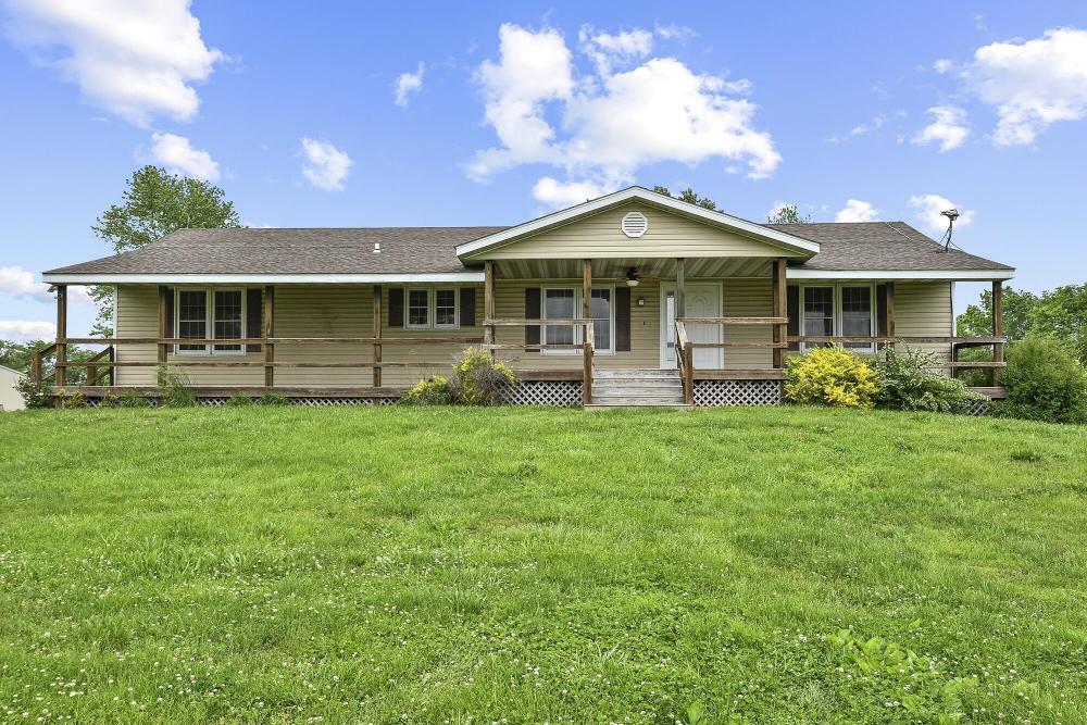 Currently Displayed Property Photo
