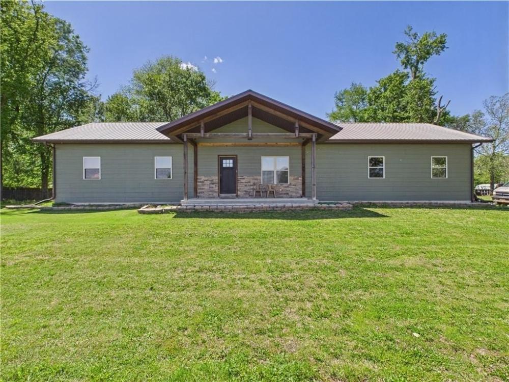 Currently Displayed Property Photo