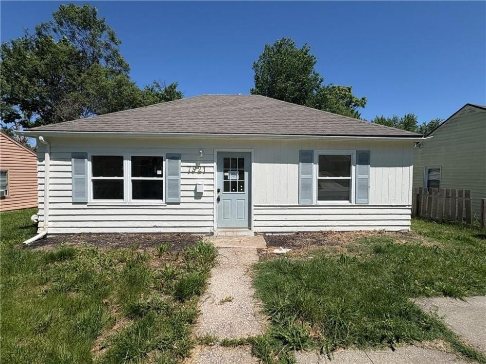 Currently Displayed Property Photo
