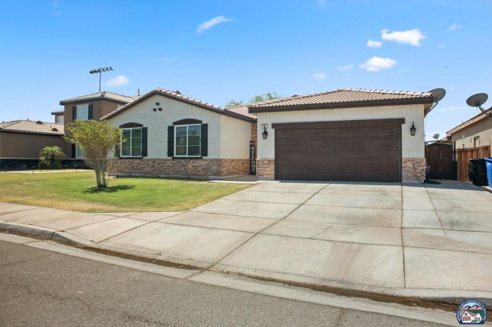 Currently Displayed Property Photo