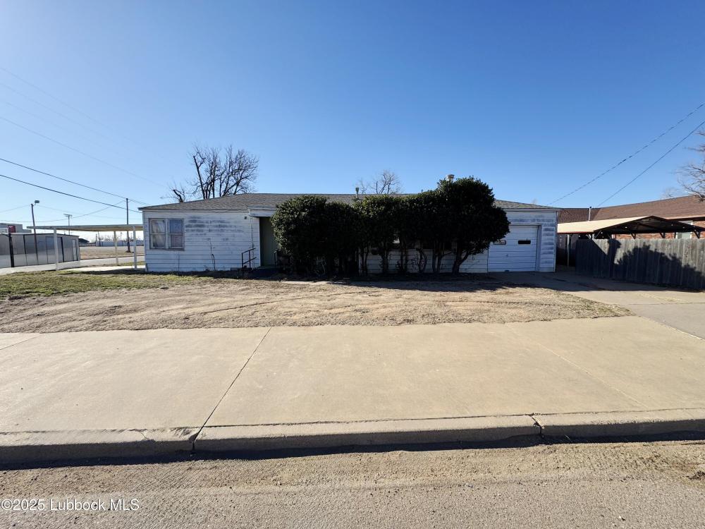 Currently Displayed Property Photo
