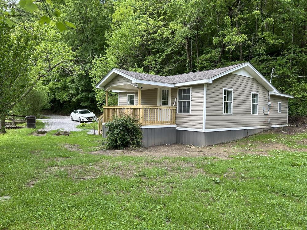 Currently Displayed Property Photo