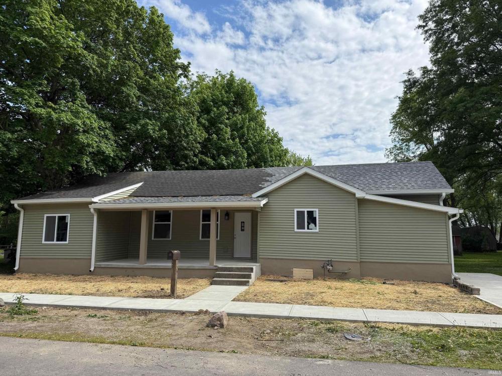Currently Displayed Property Photo