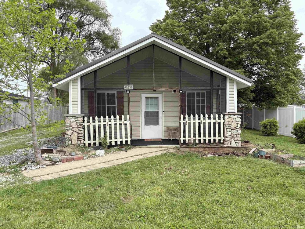 Currently Displayed Property Photo