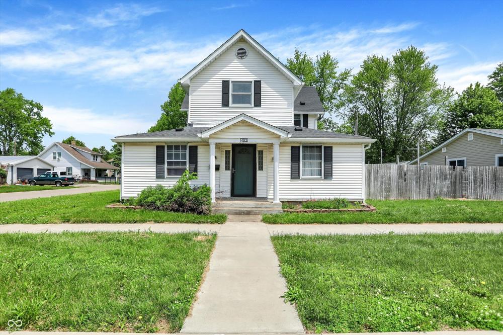 Currently Displayed Property Photo