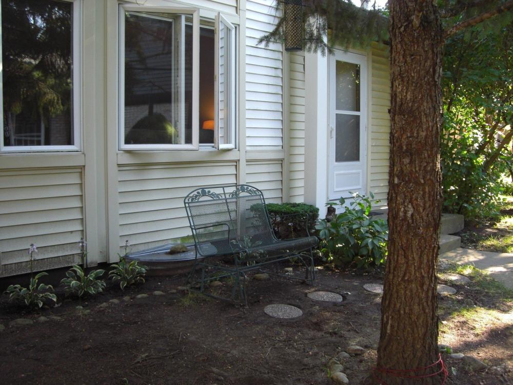 Currently Displayed Property Photo