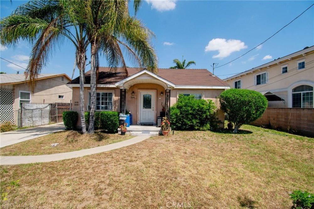 Currently Displayed Property Photo