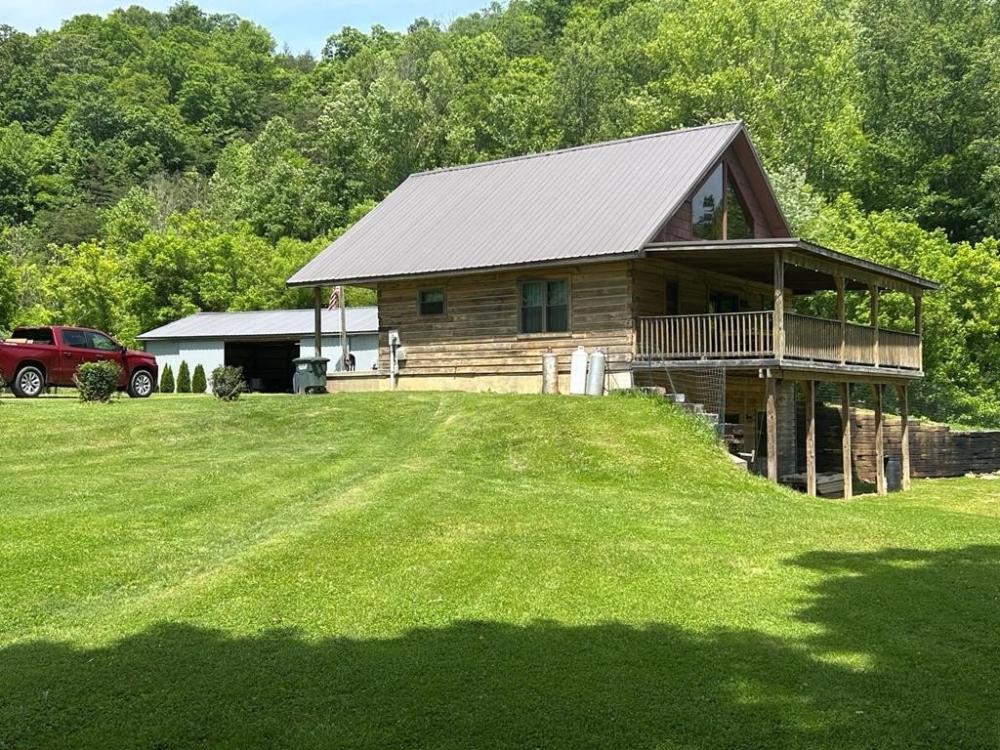 Currently Displayed Property Photo