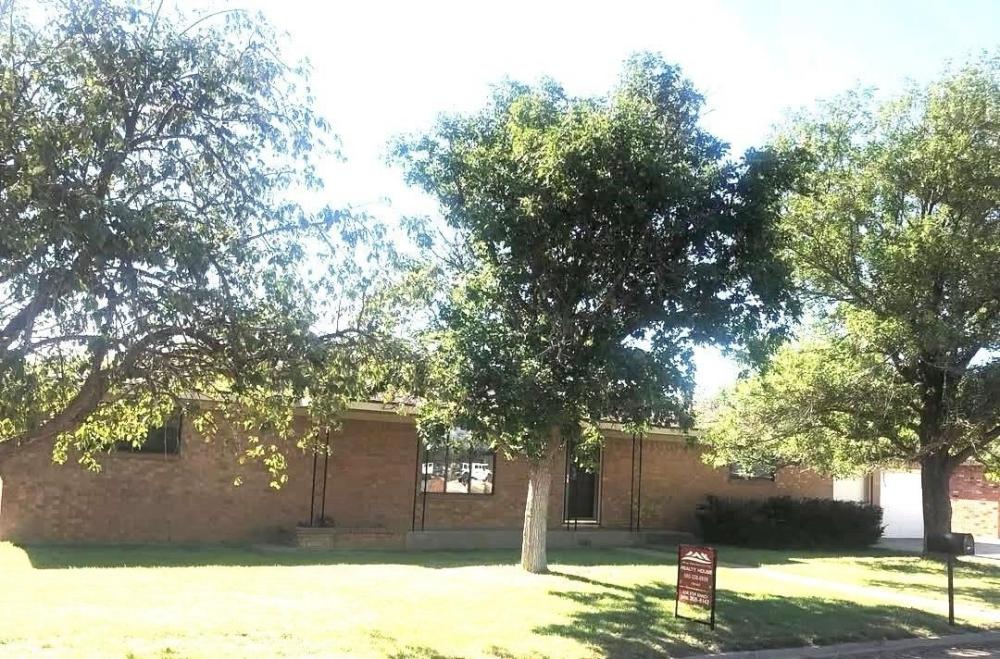 Currently Displayed Property Photo