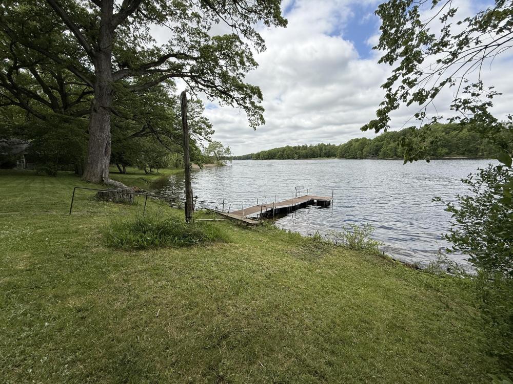 Currently Displayed Property Photo