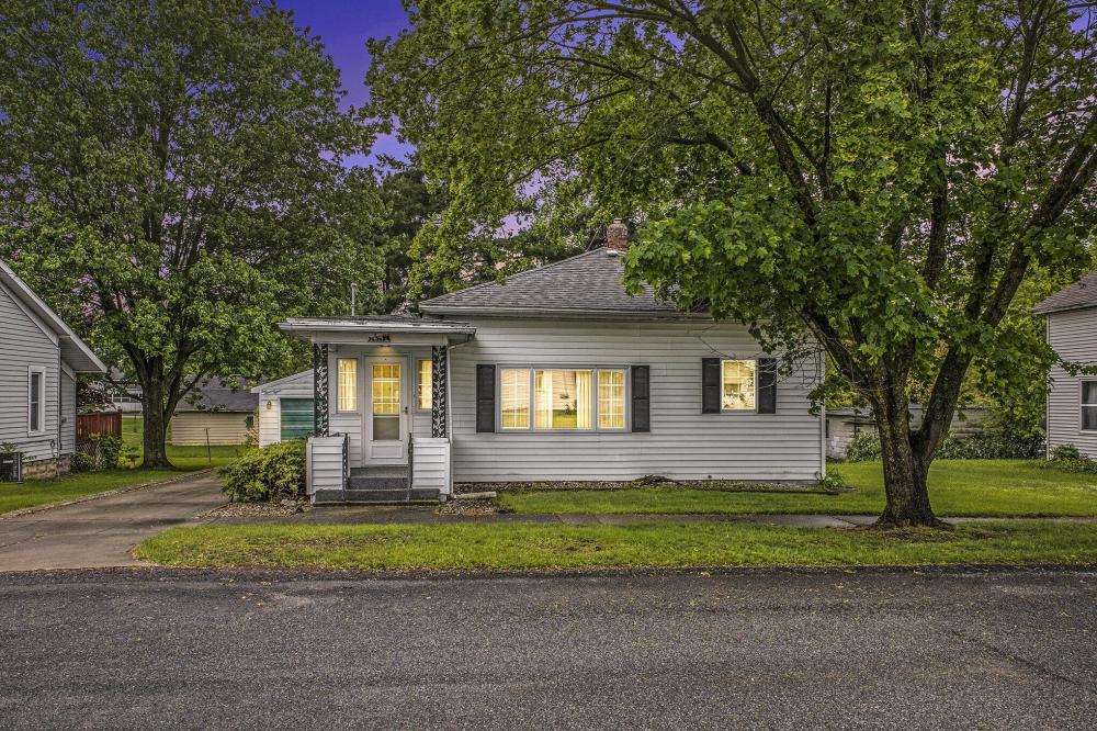 Currently Displayed Property Photo