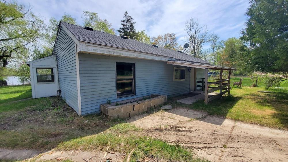 Currently Displayed Property Photo