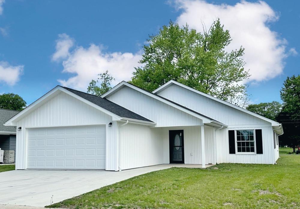 Currently Displayed Property Photo