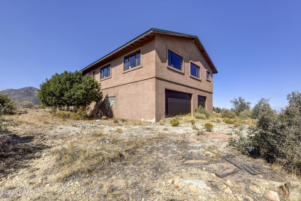 Currently Displayed Property Photo
