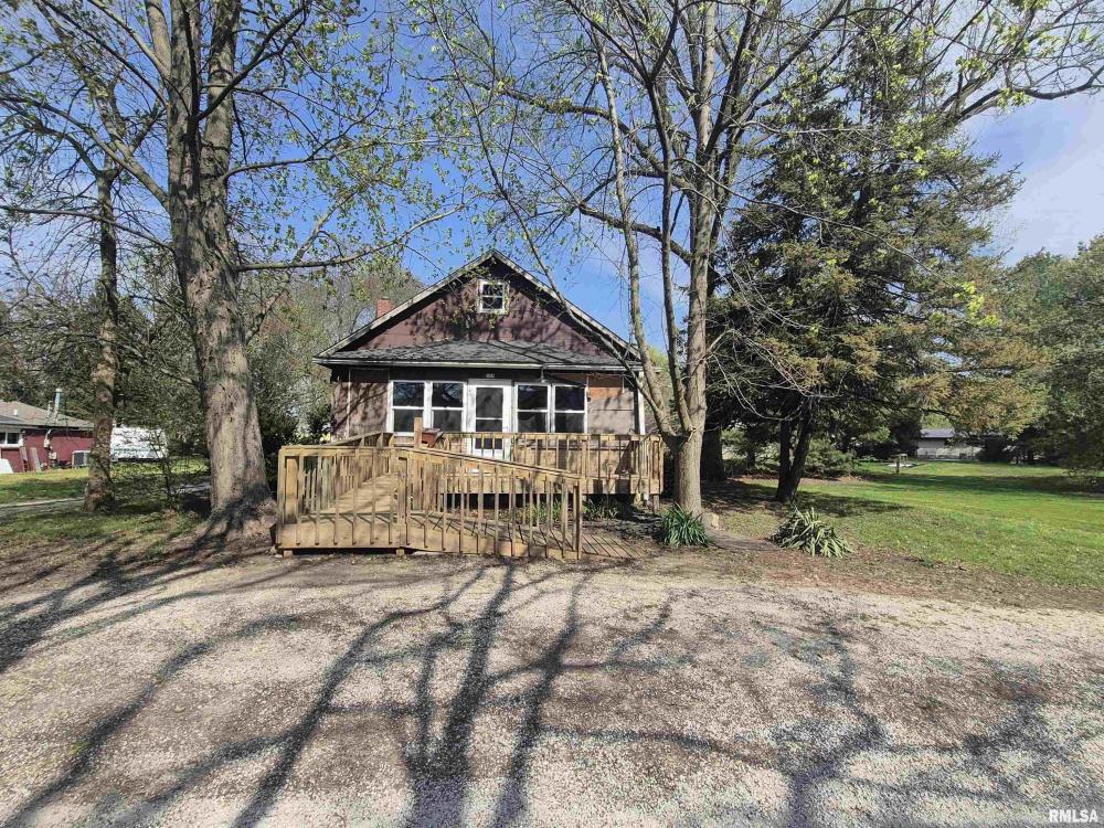 Currently Displayed Property Photo